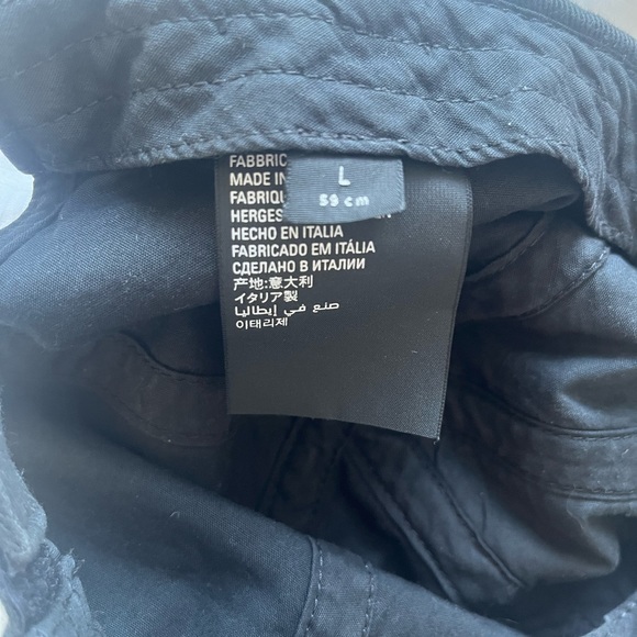 Balenciaga hat - Picture 3 of 3